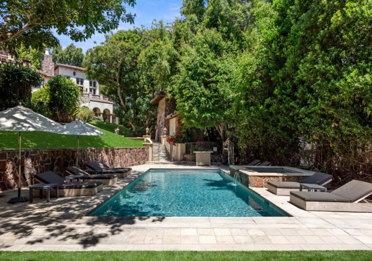 Carolwood Estate